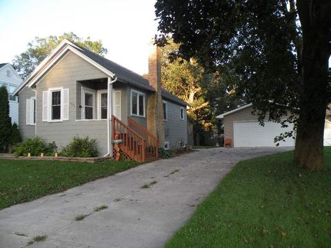 733 Lincoln St, Ripon, WI 54971 photo 1