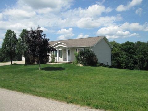 332 Eagle Dr, Mcgregor, IA 52157 photo 1