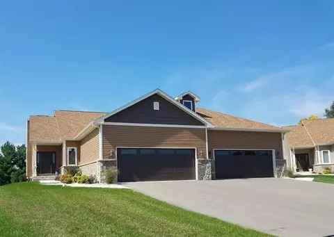 3120 S Cora Ct, Beloit, WI 53511 photo 1