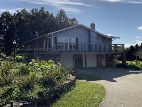 5018 E Colley Rd, Beloit, WI 53511 photo 1