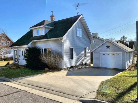 955 Cedar St, Plain, WI 53577 photo 1