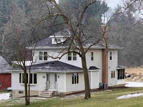 w9491 County Road Ff, Wonewoc, WI 53968 photo 1