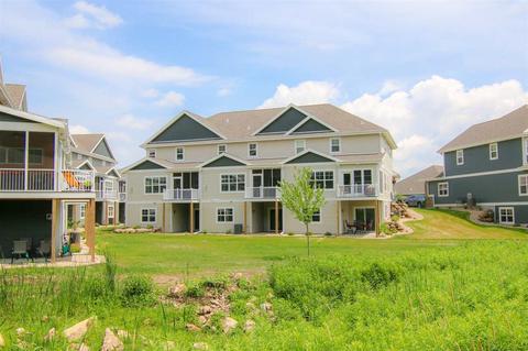 6541 Conservancy Ct, Deforest, WI 53532 photo 1