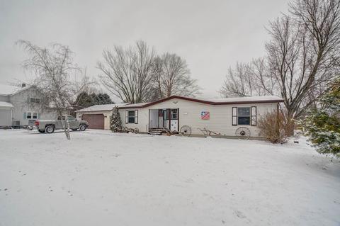 974 E Madison St, Waterloo, WI 53594 photo 1