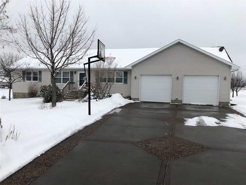 820 Eberlein Dr, Mauston, WI 53948 photo 1