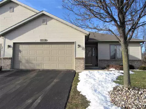 2339 Granite Ter, Beloit, WI 53511 photo 1
