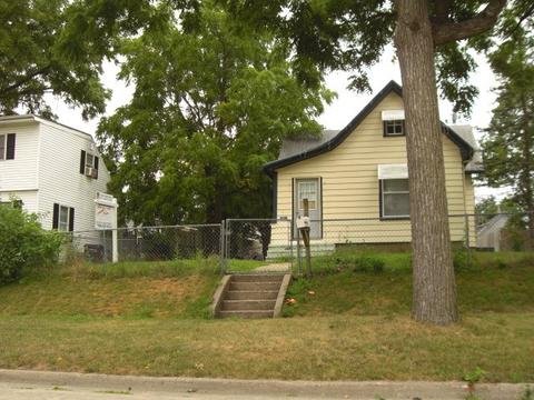 1236 Lincoln Ave, Beloit, WI 53511 photo 1