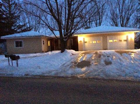 421 Washington St, Wonewoc, WI 53968 photo 1