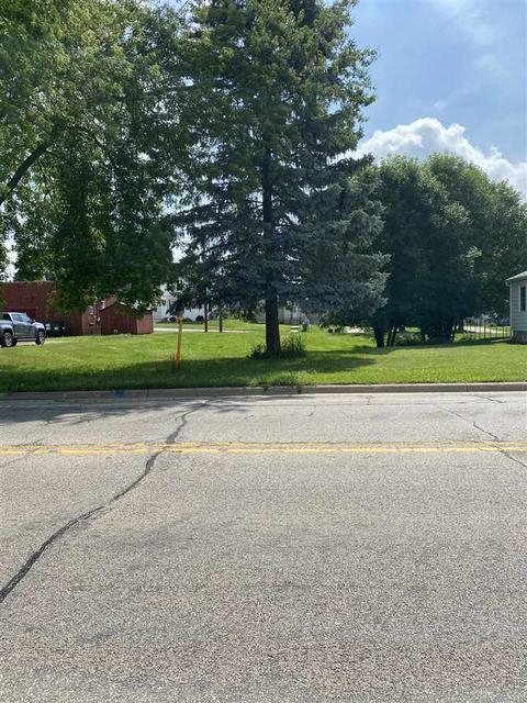 526 18th Ave, Monroe, WI 53566 photo 1