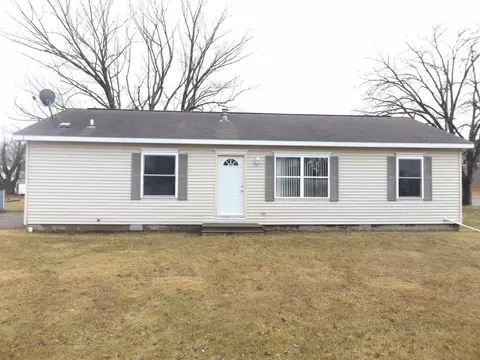 505 Pine St, Mauston, WI 53948 photo 1