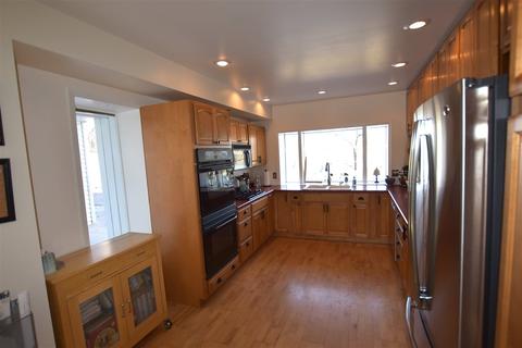 914 Liberty St, Ripon, WI 54971 photo 6