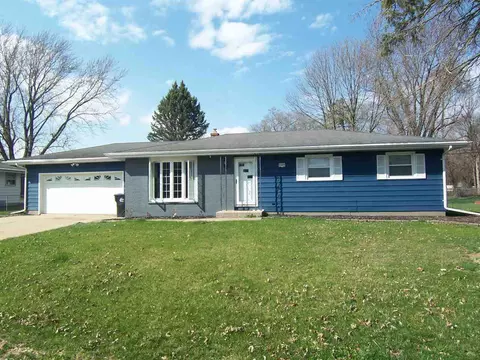 2495 N Bootmaker Dr, Beloit, WI 53511 photo 1