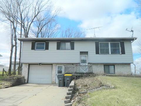 2103 W 4th Ave, Monroe, WI 53566 photo 1