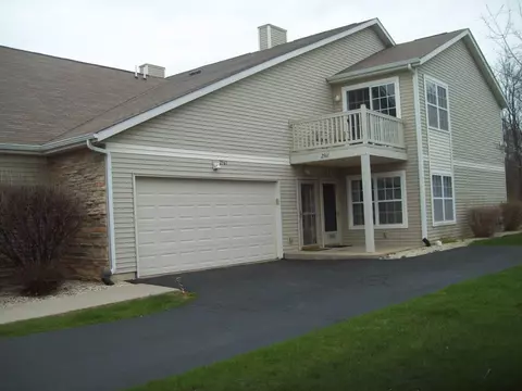 2561 Edgewood Dr, Beloit, WI 53511 photo 1