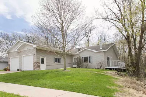 654 Riverview Ct, Jefferson, WI 53549 photo 1
