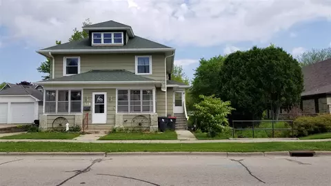 325 E Madison St, Waterloo, WI 53594 photo 1