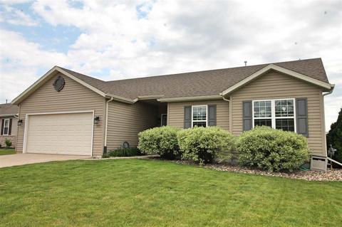 385 E Sunset Dr, Milton, WI 53563 photo 1