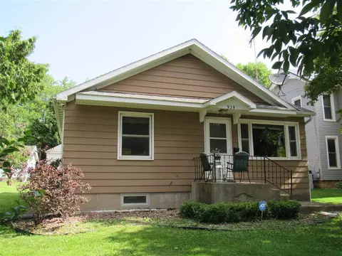 929 11th St, Monroe, WI 53566 photo 1