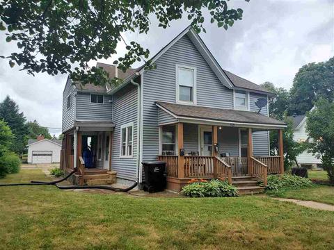 1034 9th St, Beloit, WI 53511 photo 1
