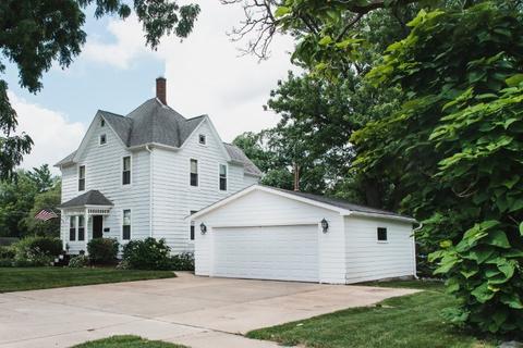 445 S Monroe St, Waterloo, WI 53594 photo 1