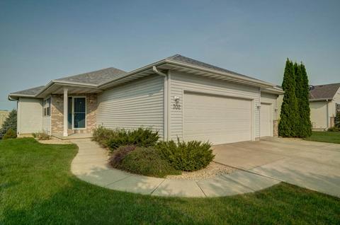 702 Tanglewood Dr, Deforest, WI 53532 photo 1