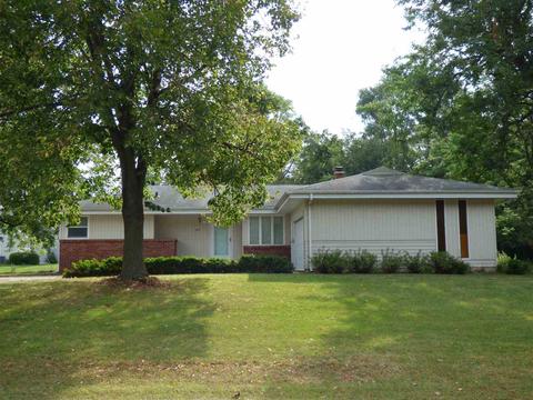 1919 Bootmaker Dr, Beloit, WI 53511 photo 1