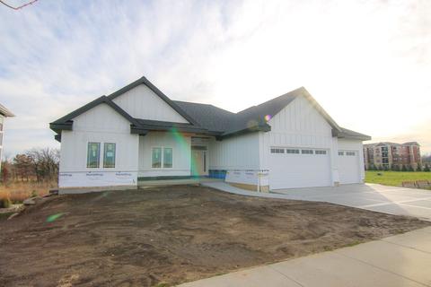 4185 Hanover Dr, Deforest, WI 53532 photo 1
