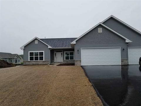754 Limerick Ln, Beloit, WI 53511 photo 1