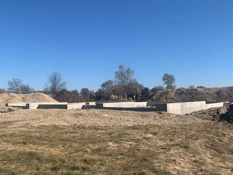 3107 S Bartells Dr, Beloit, WI 53511 photo 1