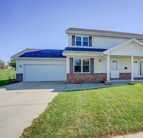 209 Wyalusing Dr, Madison, WI 53718 photo 1