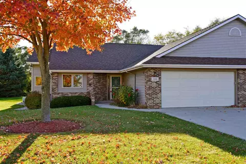 584 E Berkshire Ct, Beloit, WI 53511 photo 1