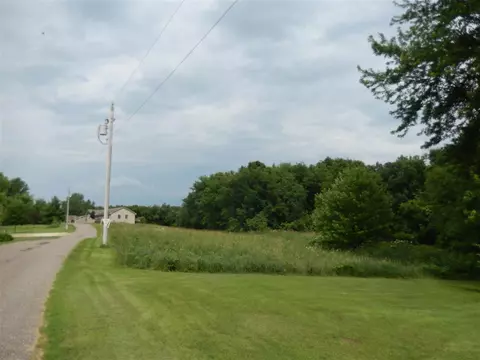 L2 Velvet Lane, Prairie Du Chien, WI 53821