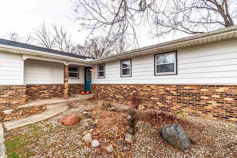 395 E Richards Rd, Oregon, WI 53575 photo 1