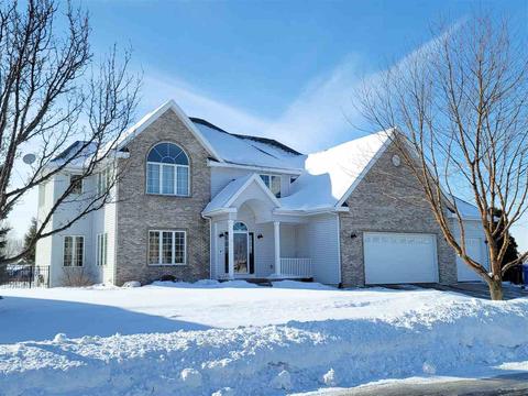 1012 Warrior Ct, Waunakee, WI 53597 photo 1