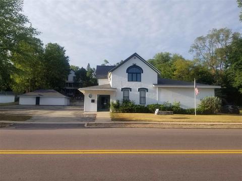219 E Montello St, Montello, WI 53949 photo 1