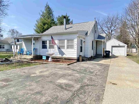 2041 Bradley St, Beloit, WI 53511 photo 1