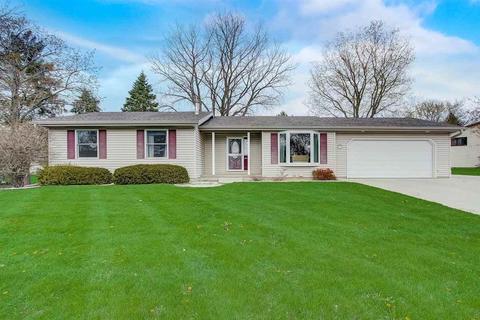 150 Ash St, Oregon, WI 53575 photo 1
