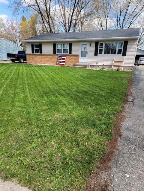 2327 Wood Dr, Beloit, WI 53511 photo 1