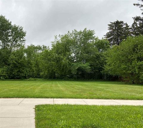 257 S Water St, Columbus, WI 53925