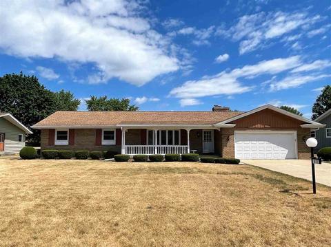 837 E Holly Rd, Beloit, WI 53511 photo 1