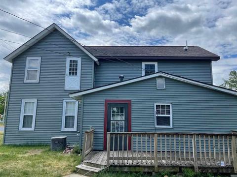 431 E Monroe St, Mauston, WI 53948 photo 1