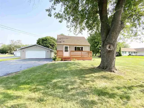 2015 Walton Ln, Beloit, WI 53511 photo 1