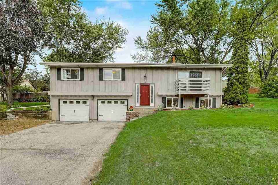 210 Acker Pkwy, Deforest, WI 53532 31 Photos MLS 1914726 Movoto