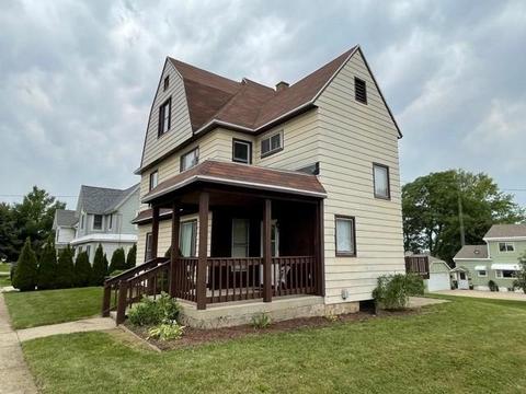 1923 7th St, Monroe, WI 53566 photo 1