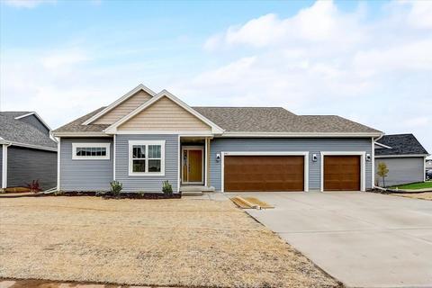981 Clover Ln, Deforest, WI 53532 photo 1