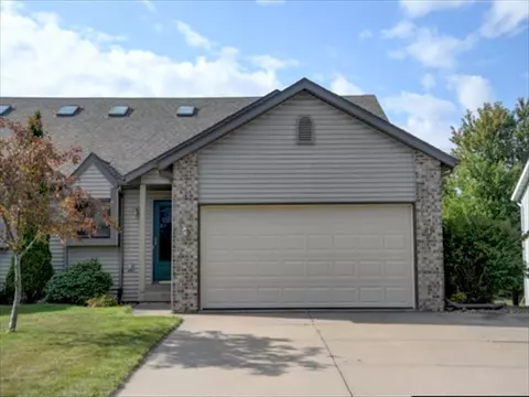 711 Constitution Ln, Deforest, WI 53532 photo 1