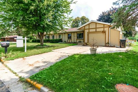 425 Jefferson St, Deforest, WI 53532 photo 1