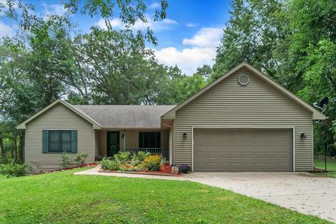 6503 W Noss Rd, Beloit, WI 53511 photo 1