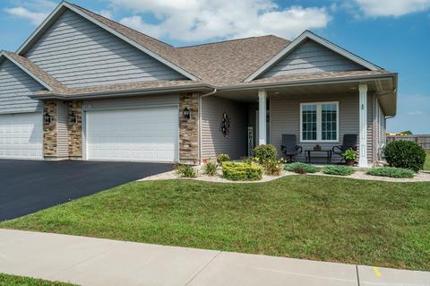 3031 S Bartells Dr, Beloit, WI 53511 photo 1
