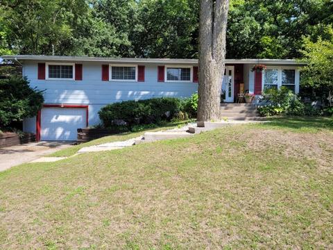 2283 S Riverside Dr, Beloit, WI 53511 photo 1